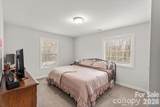 305 Wingate Court - Photo 14