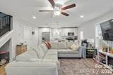 305 Wingate Court - Photo 7