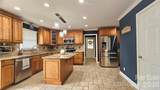 1121 Smith Street - Photo 7