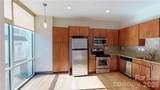 2200 Lyndhurst Avenue - Photo 4