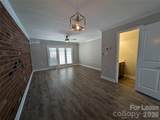 1215 Green Oaks Lane - Photo 7