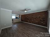 1215 Green Oaks Lane - Photo 8