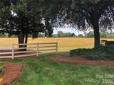 15938 Oxer Road - Photo 5