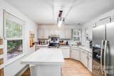 2116 Bon Villa Way - Photo 10