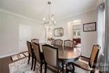 8122 Mossy Rock Road - Photo 10