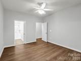 2000 Olde Eastwood Village Boulevard - Photo 31