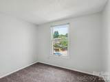 9416 Lexington Circle - Photo 21