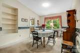 636 Goldview Drive - Photo 10