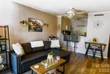 1046 Surry Lane - Photo 8