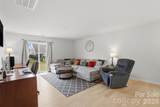 2404 Trollinger Drive - Photo 7