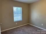 2335 Carmine Street - Photo 14