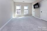 9428 Kings Parade Boulevard - Photo 10