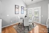 2517 Coltsgate Road - Photo 17