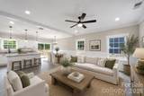 906 Dewey Street - Photo 2