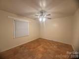 4915 Malibu Drive - Photo 17