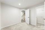 1049 Simcoe Lane - Photo 17