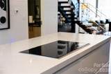 5447 Topping Place - Photo 11
