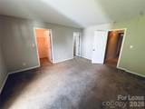 940 Tiger Lane - Photo 12