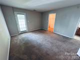 940 Tiger Lane - Photo 13
