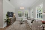 2946 Selwyn Avenue - Photo 15