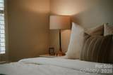 2946 Selwyn Avenue - Photo 28