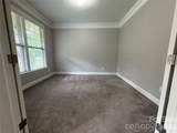 6013 Hyde Park Drive - Photo 4