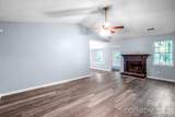 13615 Wildiris Court - Photo 15