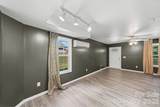308 E 10th Street - Photo 12