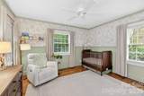 2808 Windsor Avenue - Photo 15