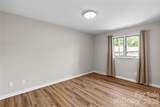 502 Wellington Hills Circle - Photo 17