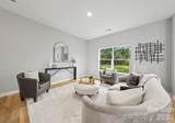 2025 Custer Street - Photo 11
