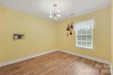 1505 Foxbrook Circle - Photo 15
