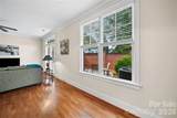 718 Kingsley Way - Photo 8