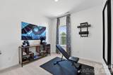 564 Silver Star Boulevard - Photo 11