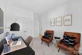 564 Silver Star Boulevard - Photo 14