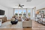 564 Silver Star Boulevard - Photo 7