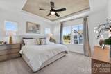 564 Silver Star Boulevard - Photo 8
