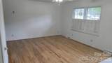 1920 Herrin Avenue - Photo 4