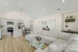 1613 Newcastle Street - Photo 10