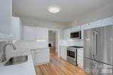 2000 Victorian Place - Photo 14
