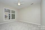 2000 Victorian Place - Photo 19