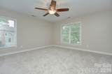 2000 Victorian Place - Photo 31