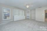 2000 Victorian Place - Photo 33