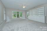 2000 Victorian Place - Photo 34