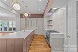 1172 Queens Road - Photo 12