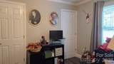 809 Alexander Street - Photo 18