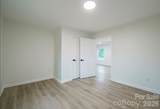 1810 Greenbriar Road - Photo 11