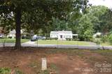 2111 Dickens Avenue - Photo 8