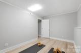 716 Regency Drive - Photo 31