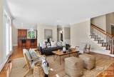 6907 Meadow Run Lane - Photo 18